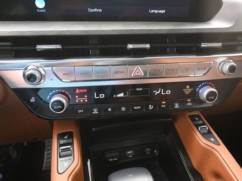 Used 2023 Kia Telluride SX Prestige X-Line image 9