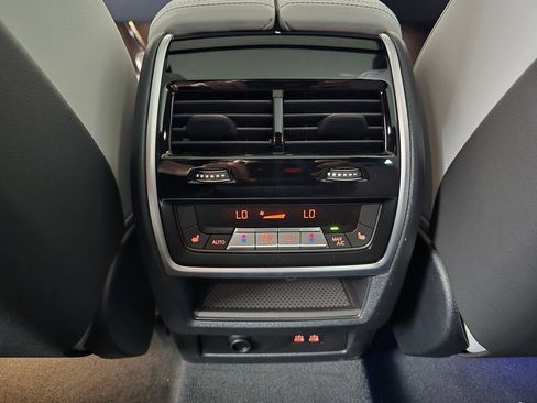 New 2026 BMW X5 xDrive40i w/ M Sport Package AWD/4WD image 23