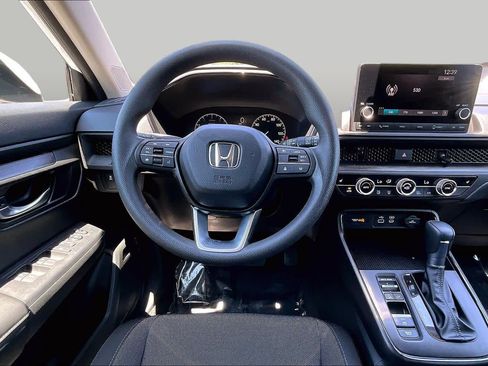Used 2025 Honda CR-V EX image 6