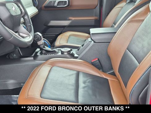Used 2022 Ford Bronco Outer Banks AWD/4WD image 18