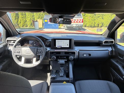 Certified 2026 Toyota 4Runner SR5 AWD/4WD image 16