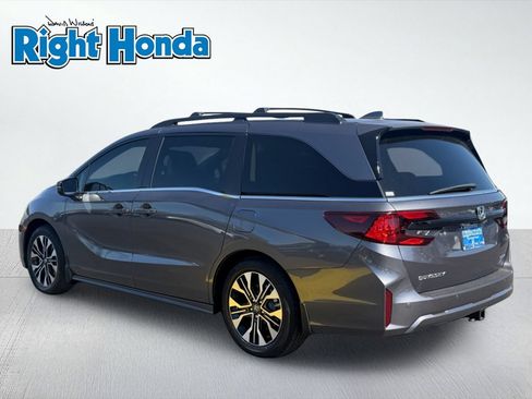 New 2026 Honda Odyssey Elite image 4