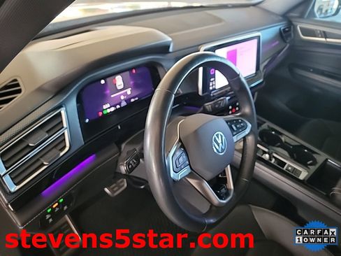 Used 2024 Volkswagen Atlas Cross Sport SEL R-Line image 15