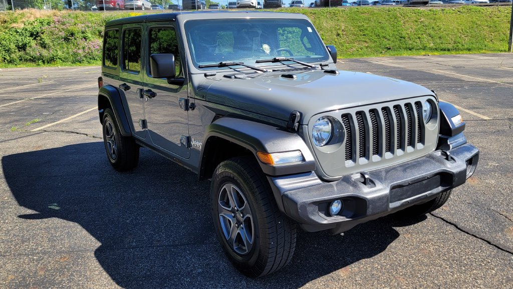 Used 2019 Jeep Wrangler Unlimited Sport S AWD/4WD image 2