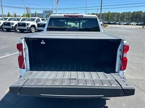 Certified 2024 Chevrolet Silverado 1500 LTZ w/ LTZ Premium Package AWD/4WD image 34