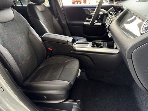 New 2025 Mercedes-Benz GLA 250 image 14