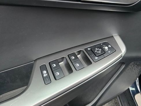 Certified 2024 Kia EV6 Light image 25