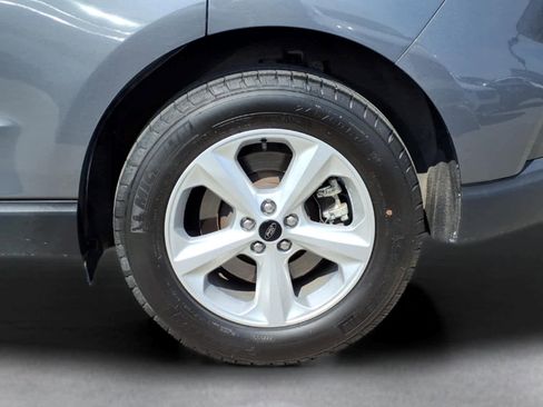 Used 2023 Ford Edge SE AWD/4WD image 2