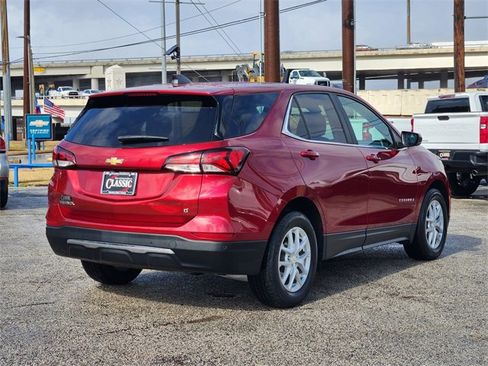 Used 2023 Chevrolet Equinox LT image 7
