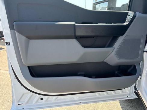 New 2025 Ford F350 XL w/ XL Chrome Package image 11