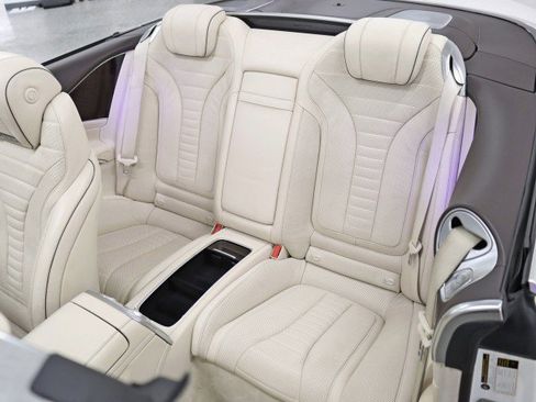 Used 2020 Mercedes-Benz S 560 Cabriolet image 34