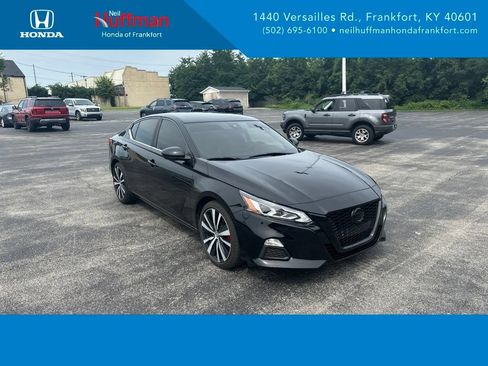 Used 2020 Nissan Altima 2.5 SR FWD image 1