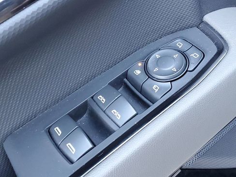 Used 2023 Chevrolet Silverado 1500 ZR2 image 29