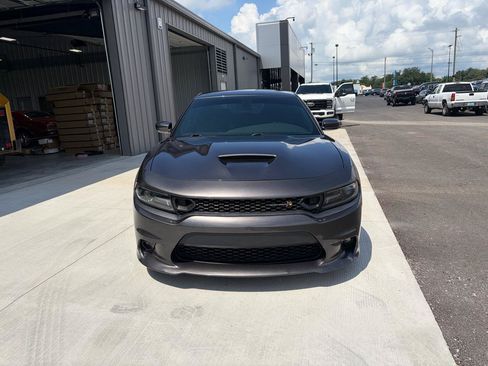 Used 2019 Dodge Charger Scat Pack RWD image 8