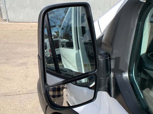 Used 2023 Ford Transit 350 XL image 5