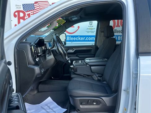 Used 2024 Chevrolet Silverado 2500 LT image 31