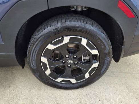 Used 2025 Hyundai Santa Fe SEL image 11