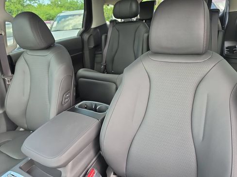 New 2026 Kia Carnival SX Prestige FWD image 23
