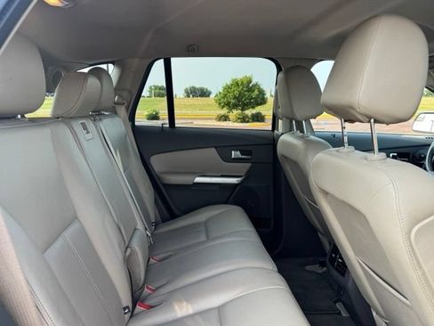 Used 2013 Ford Edge Limited FWD image 28
