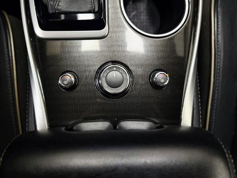 Used 2019 INFINITI QX60 Luxe w/ Essential Package image 22