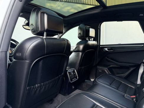 Used 2018 Porsche Macan GTS image 20