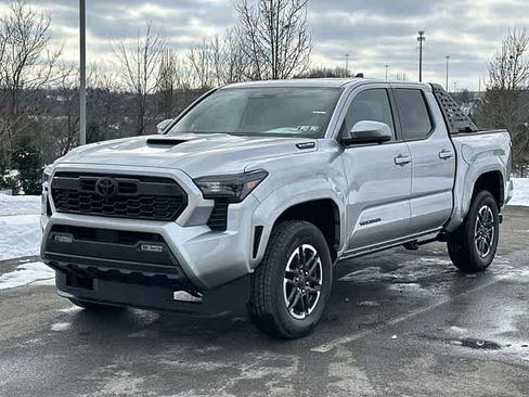 New 2025 Toyota Tacoma TRD Sport AWD/4WD image 1