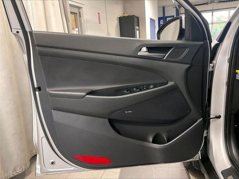 Used 2017 Hyundai Tucson Limited AWD/4WD image 9