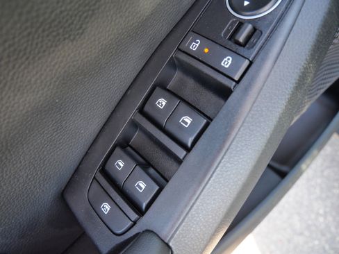 Used 2024 Kia Seltos EX AWD/4WD image 19