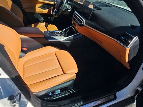 Used 2023 BMW i4 eDrive35 w/ Premium Package image 21