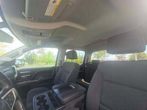 Used 2018 GMC Sierra 1500 SLE w/ SLE Value Package AWD/4WD image 8