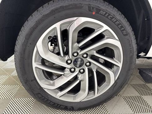 New 2025 Lincoln Navigator Reserve image 33