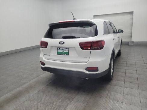 Used 2019 Kia Sorento FWD V6 image 9