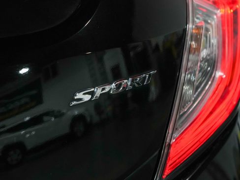 Used 2018 Honda Civic Sport image 11