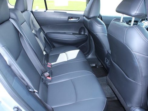 Used 2023 Toyota Corolla Cross XLE w/ Convenience Package AWD/4WD image 21