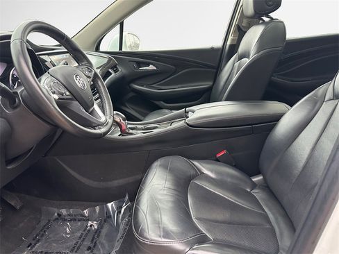 Used 2020 Buick Envision Essence image 12