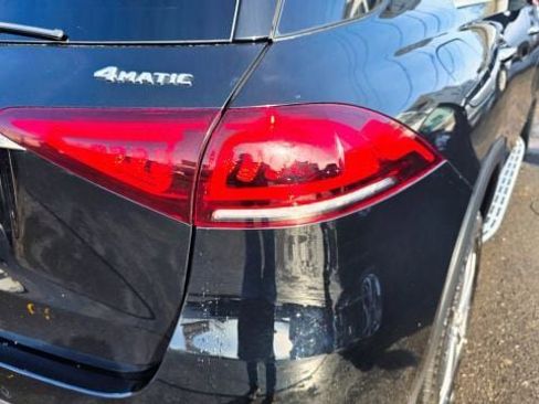 Used 2022 Mercedes-Benz GLE 350 4MATIC w/ Premium Package image 53