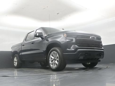 Used 2024 Chevrolet Silverado 1500 RST AWD/4WD image 44