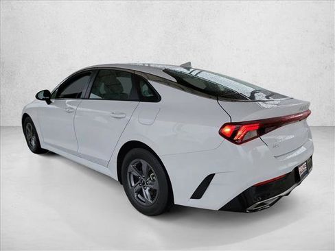 Used 2023 Kia K5 LXS FWD image 7
