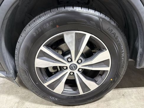 Used 2023 Nissan Murano SV image 25