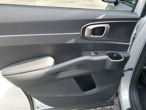 New 2026 Kia Sorento S w/ S Panoramic Sunroof Package FWD image 13