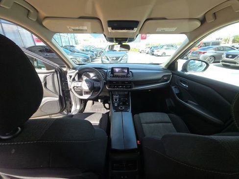 Used 2024 Nissan Rogue SV image 26