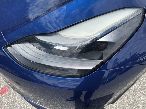 Used 2022 Tesla Model Y Performance image 2