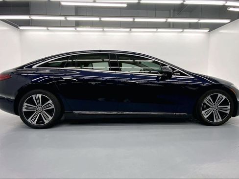 Certified 2022 Mercedes-Benz EQS 450+ Sedan image 5