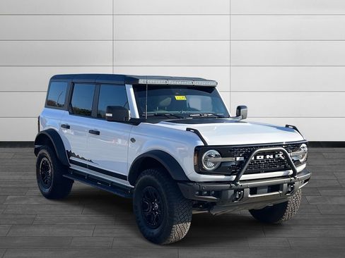 Used 2022 Ford Bronco Wildtrak image 7