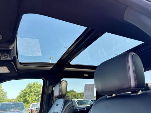 Used 2019 Ford F350 Platinum w/ Platinum Ultimate Package AWD/4WD image 20