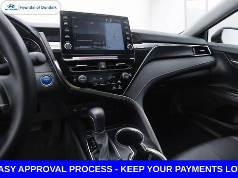 Used 2024 Toyota Camry XSE w/ Navigation Package image 11