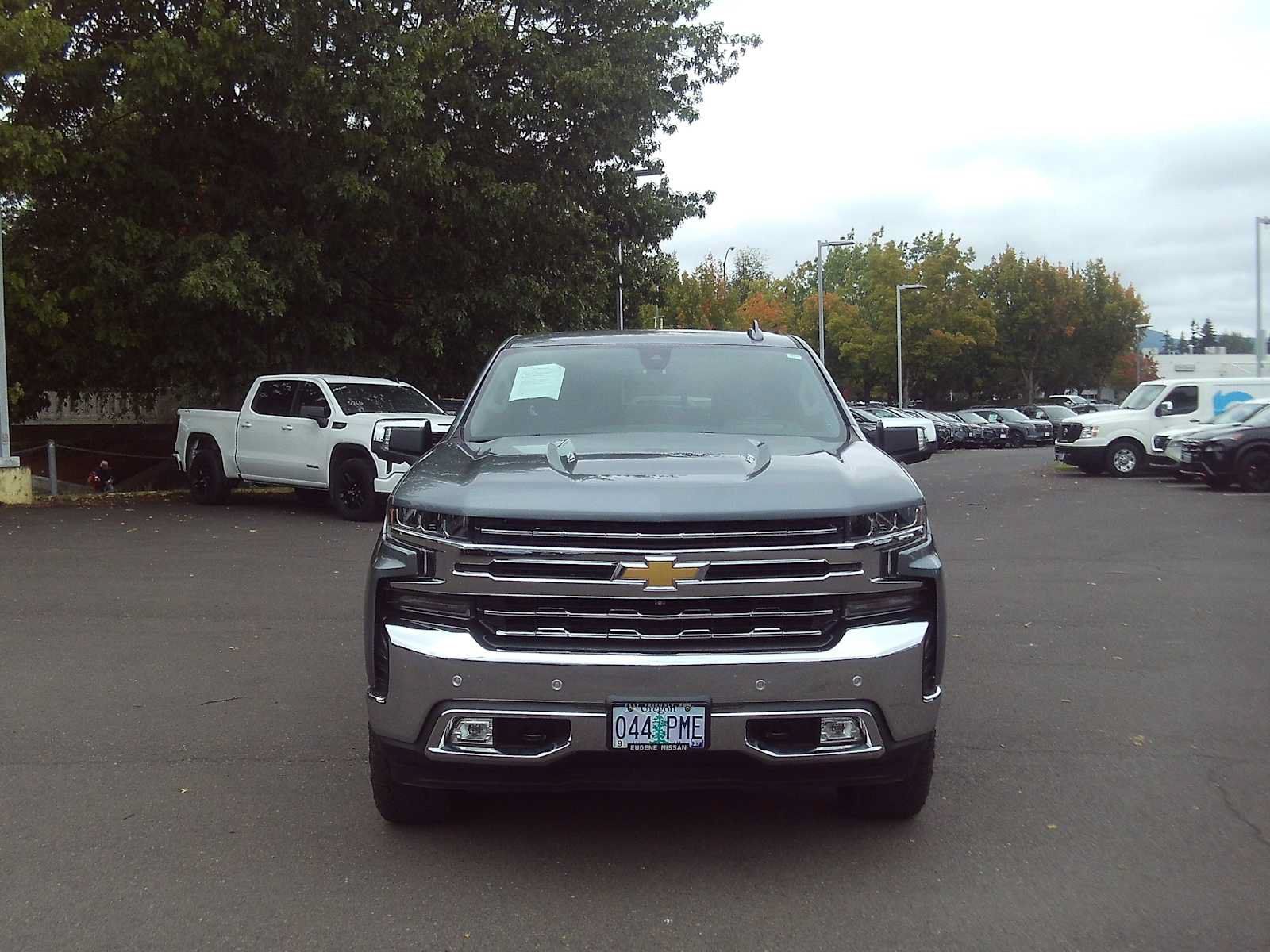 Used 2019 Chevrolet Silverado 1500 LTZ w/ LTZ Premium Package AWD/4WD image 8