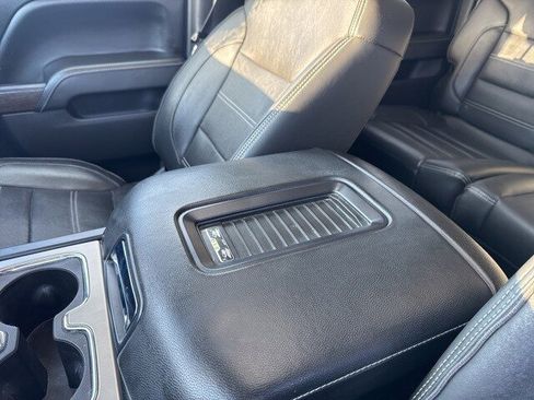 Used 2018 GMC Sierra 1500 Denali image 37