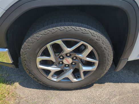 Certified 2022 GMC Sierra 1500 SLT w/ X31 Off-Road Package image 29