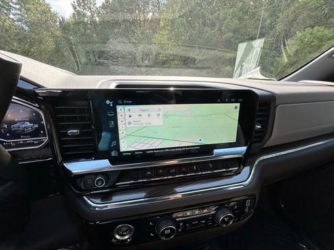 Used 2024 Chevrolet Silverado 1500 RST image 36